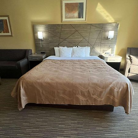 Quality Inn Near I-72 And Hwy 51 Forsyth Extérieur photo