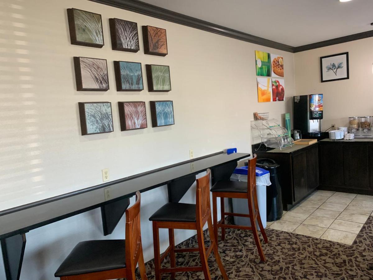 Quality Inn Near I-72 And Hwy 51 Forsyth Extérieur photo