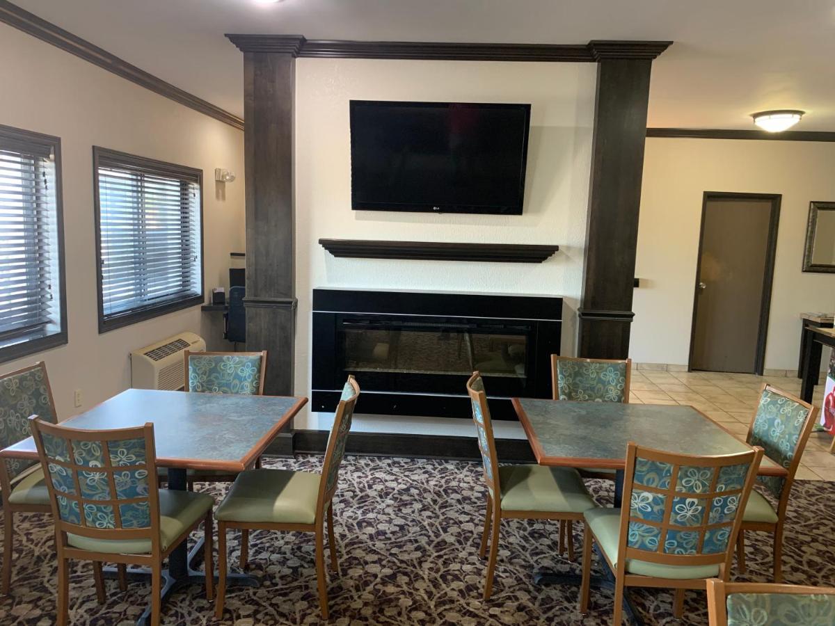 Quality Inn Near I-72 And Hwy 51 Forsyth Extérieur photo