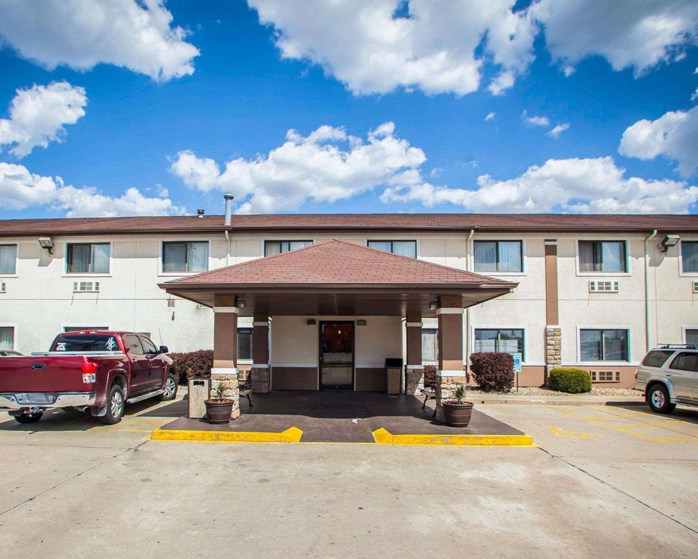 Quality Inn Near I-72 And Hwy 51 Forsyth Extérieur photo