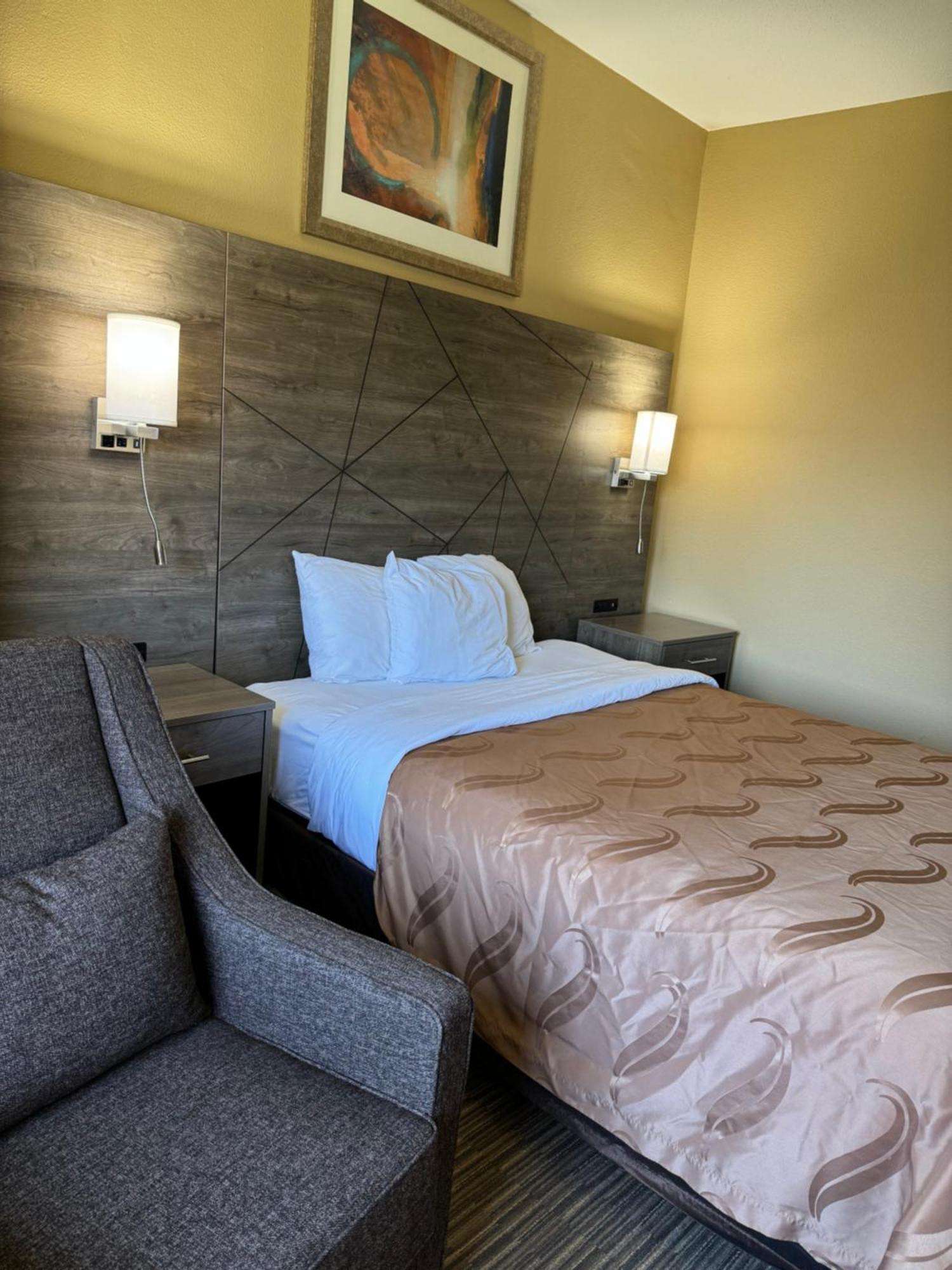 Quality Inn Near I-72 And Hwy 51 Forsyth Extérieur photo