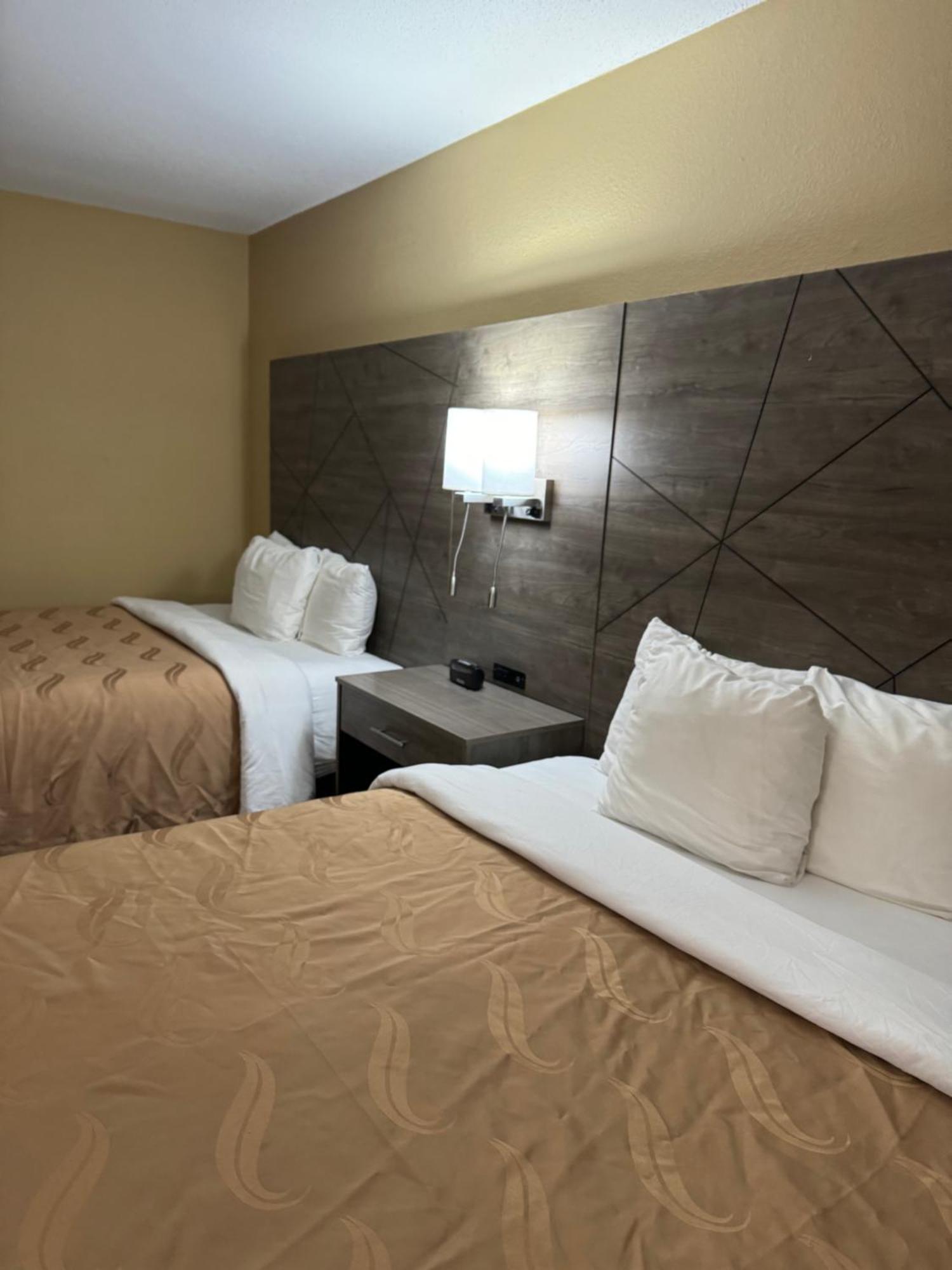Quality Inn Near I-72 And Hwy 51 Forsyth Extérieur photo