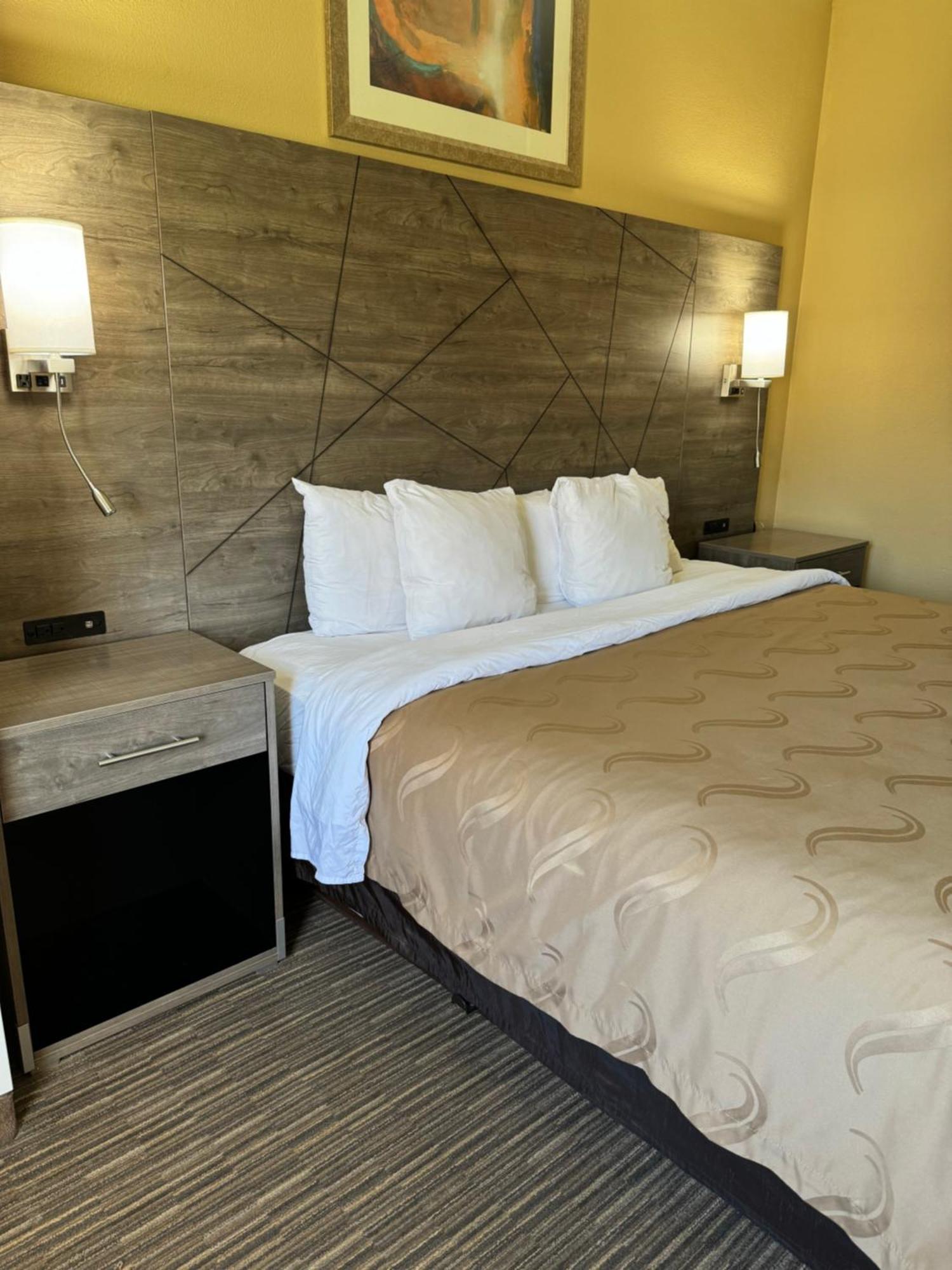 Quality Inn Near I-72 And Hwy 51 Forsyth Extérieur photo